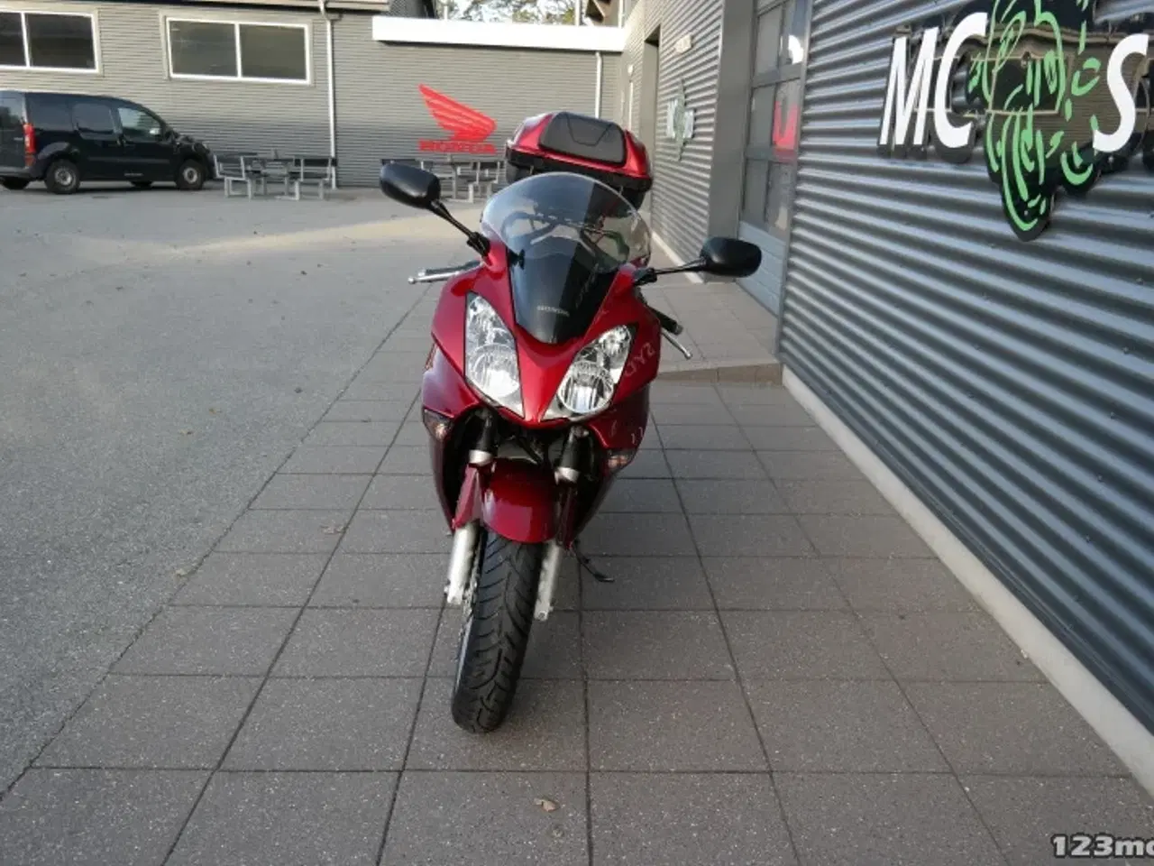 Billede 14 - Honda VFR 800 F MC-SYD       BYTTER GERNE