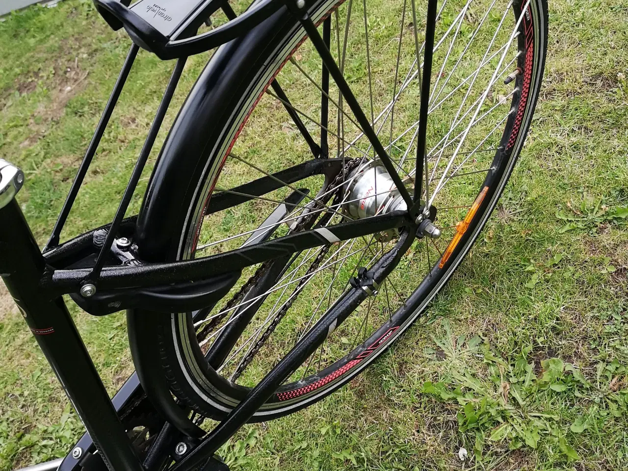 Billede 14 - KILDEMOES 28"  48cm For- og baglygter,  gode dæk ,