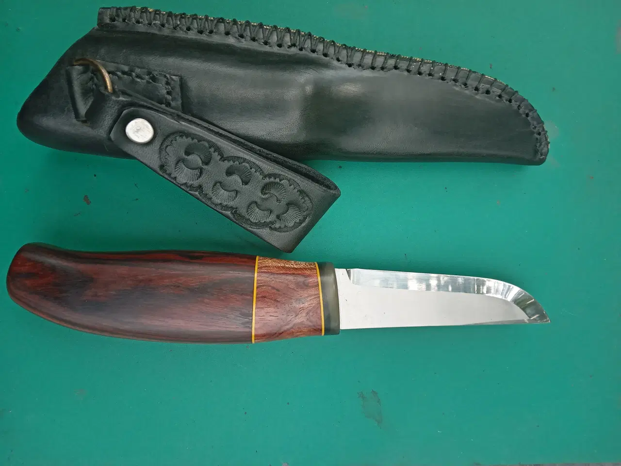 Billede 2 - Jagtkniv unikke design.