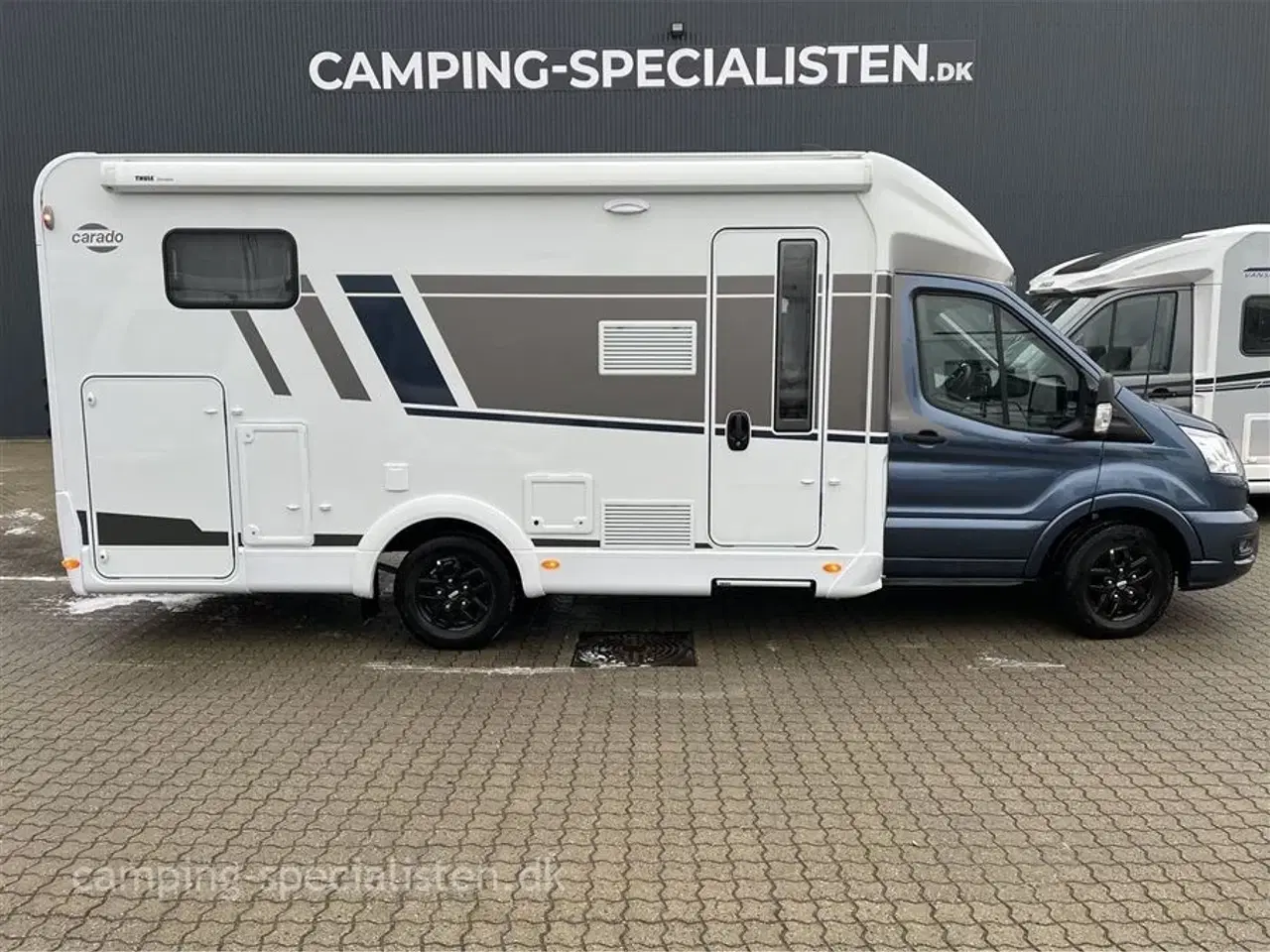 Billede 1 - 2024 - Carado T 338 Edition 24   Carado T 338 Edition24 2024 - Se den nu hos Camping-Specialisten.dk.