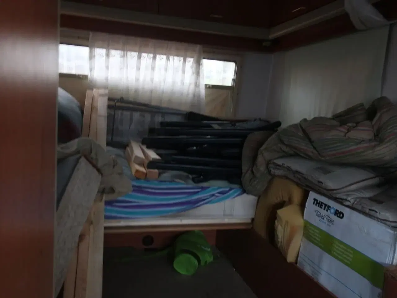 Billede 16 - Campingvogn HOBBY 460 med indhold