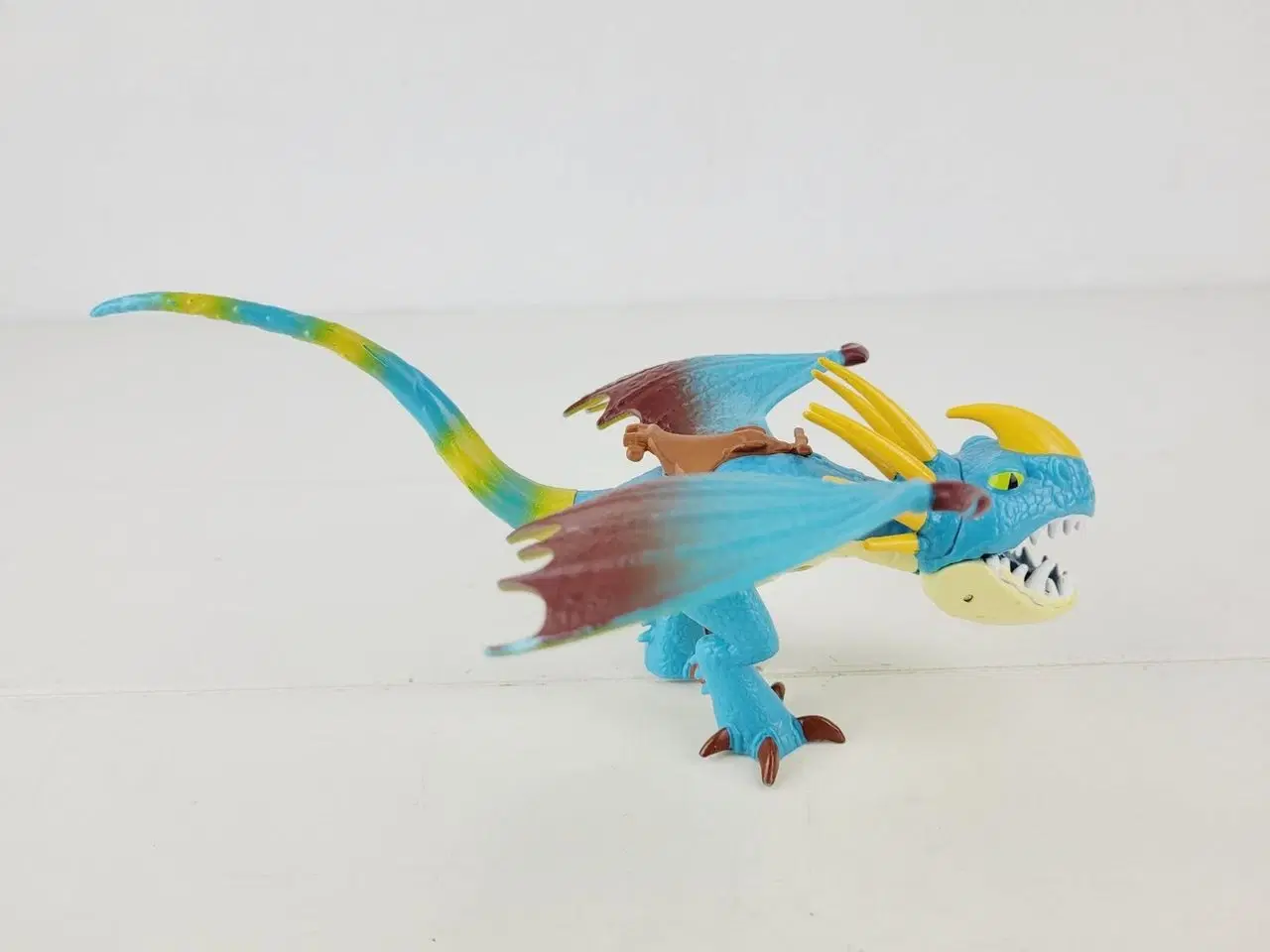 Billede 3 - 2 stk HOW TO TRAIN YOUR DRAGON Action Figure