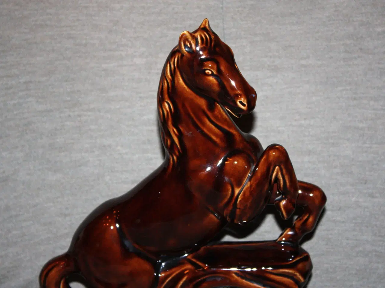 Billede 2 - Vintage German Bordur med hest figur i porcelæn