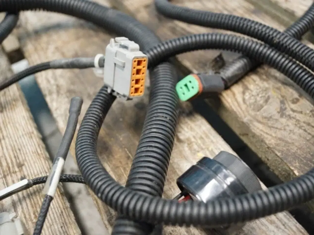 Billede 9 - Case 8010 Ledningsnet 84194266