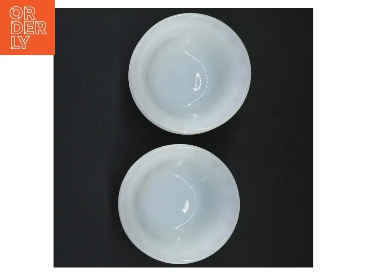 Billede 3 - Vintage Opalglas Sæt med fire små skåle fra Dynaware (str. H. 6 cm. ø. 8,5 cm)