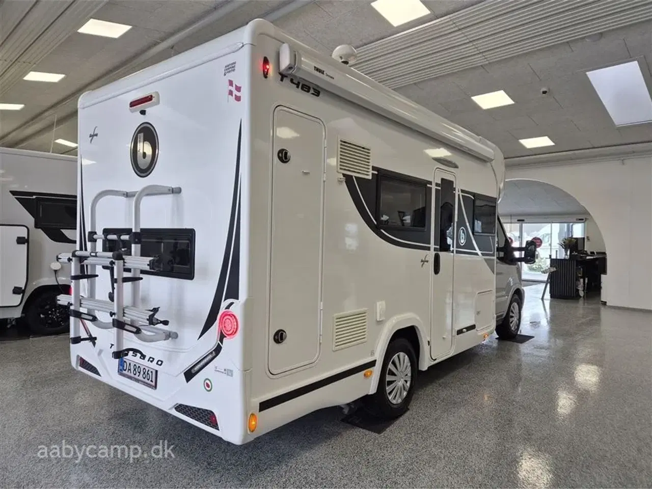 Billede 2 - 2021 - Benimar Tessoro 483 NK   Nk pakke. Markise. solcelle. Lithium Batteri. 2000w inverter. Maxxfan. udv. gas og bruseudtag. Duo-control. undervognsbehandlet. KUN 28,000 KM!!