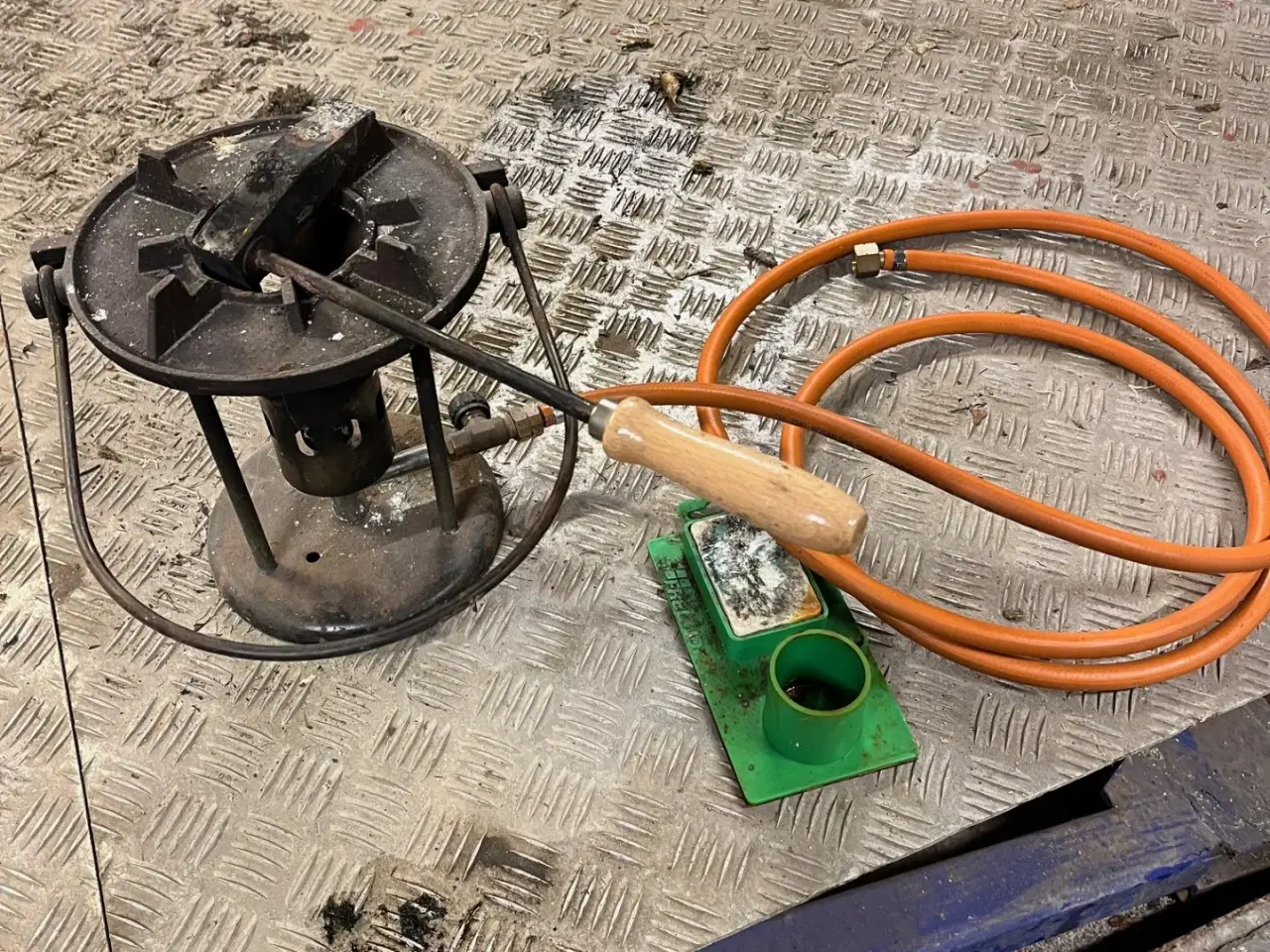 Billede 2 - Blikkenslagerværktøj 