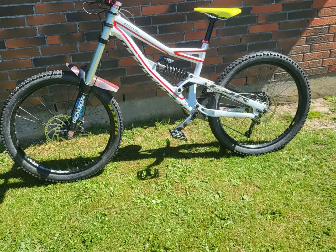 Billede 2 - specialized status 2 2012 dh