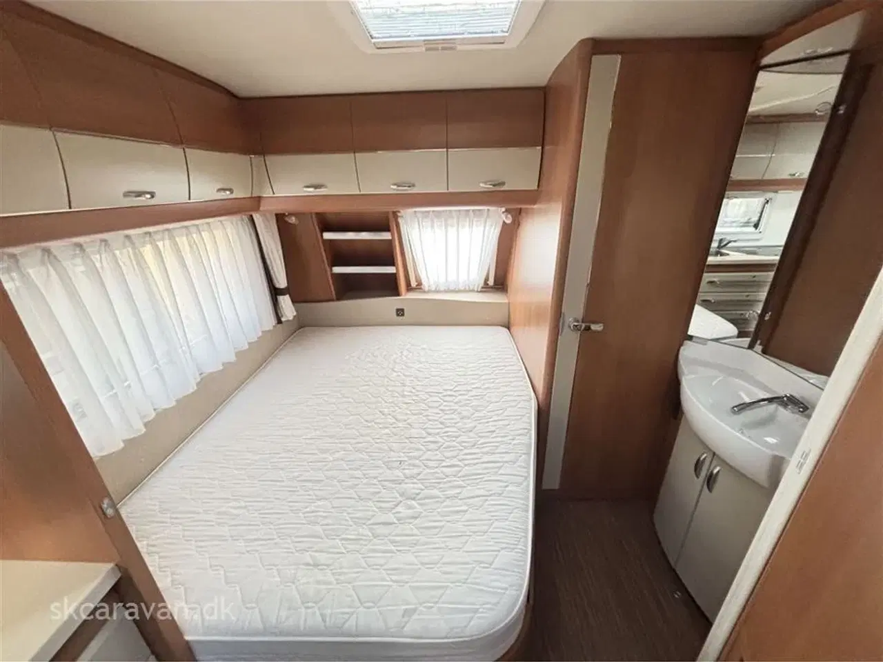 Billede 2 - 2012 - Hobby Excellent 560 CFe   Pæn og velholdt campingvogn