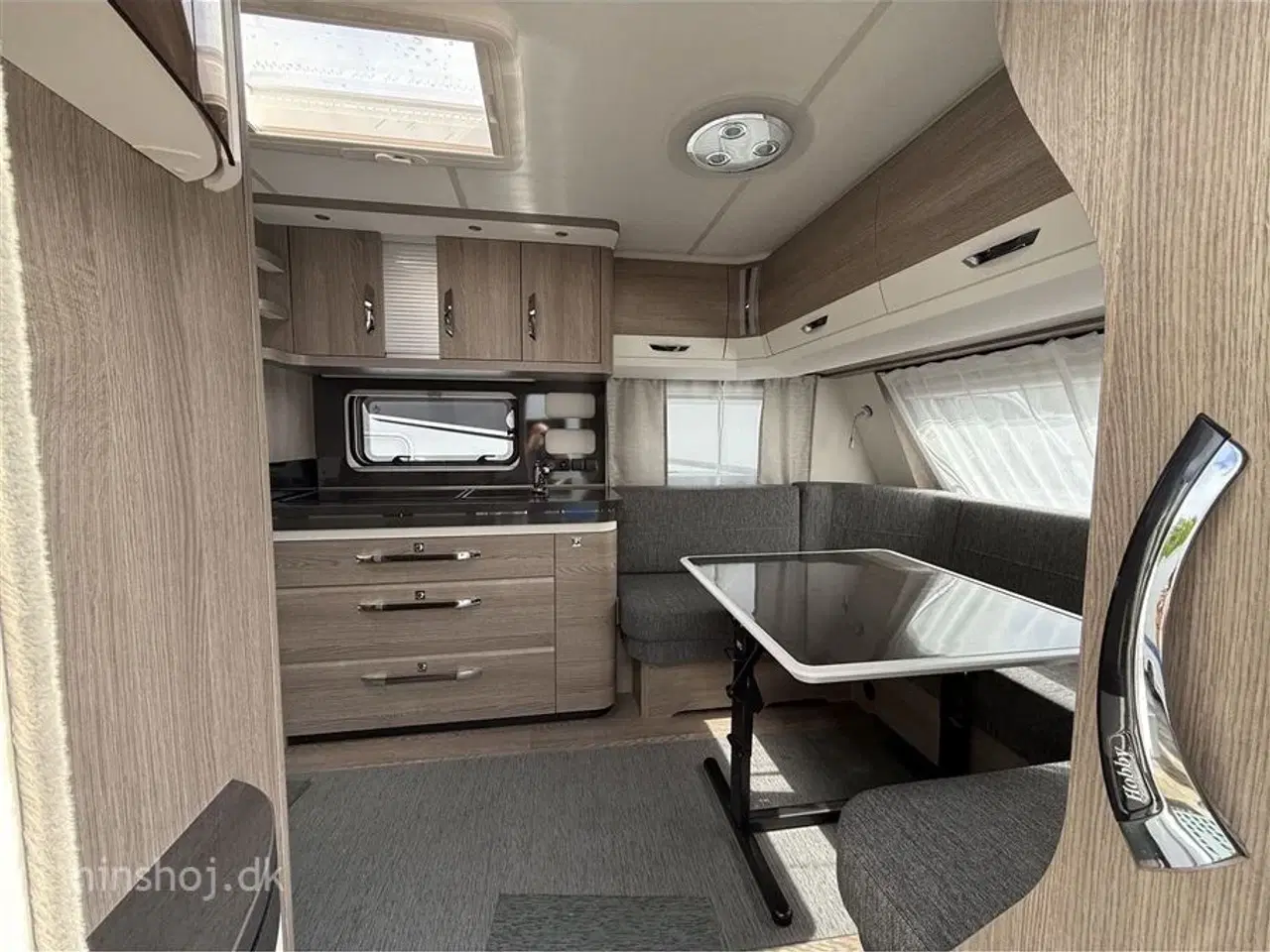 Billede 16 - 2023 - Hobby Prestige 650 KFU   Hobby 650 KFU model med Fransk seng og Køjer fra Hinshøj Caravan A/S