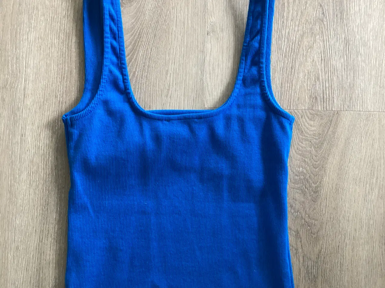 Billede 2 - Blå top fra ZARA i str. S