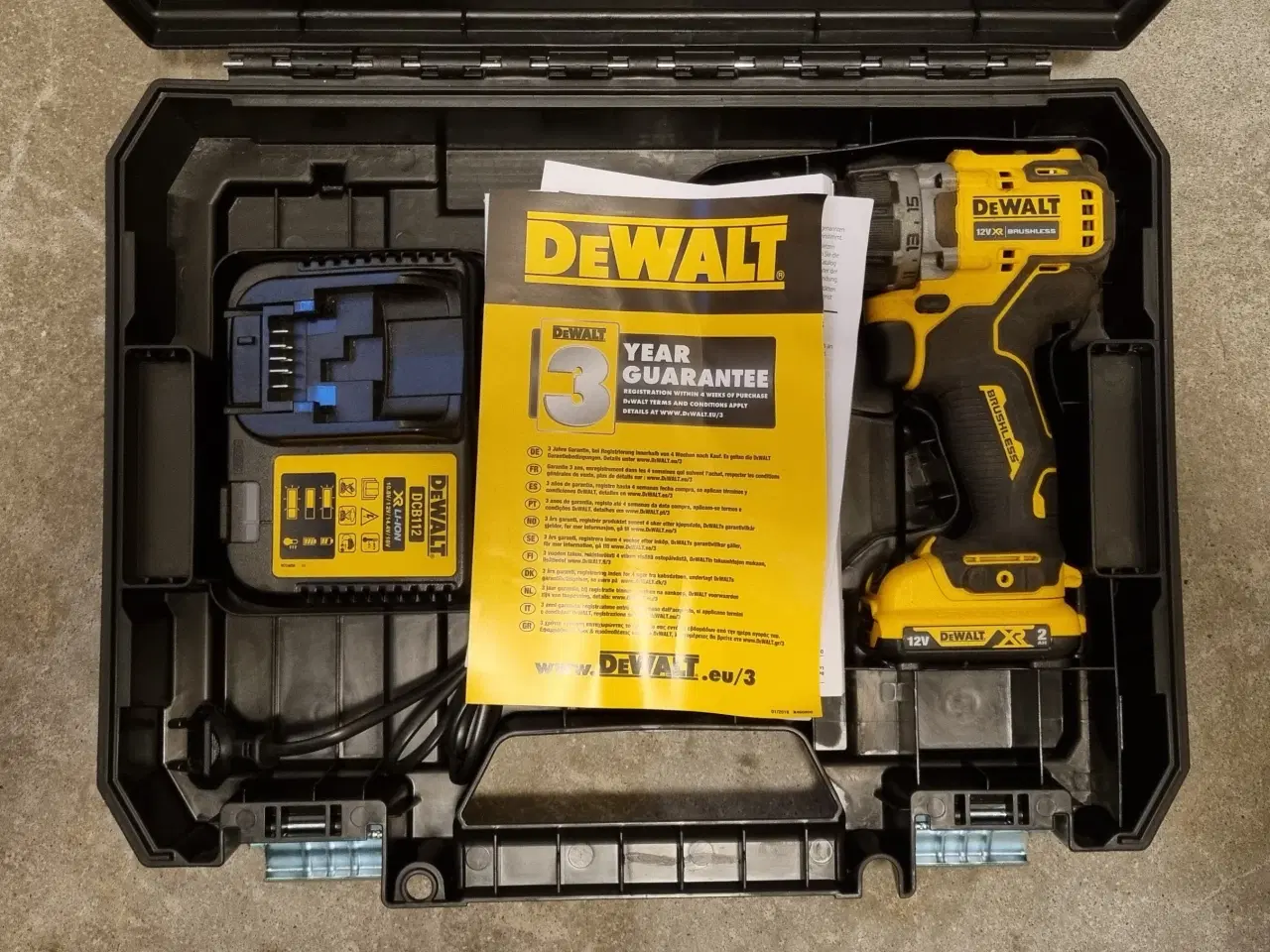 Billede 2 - DeWalt XR 12v Bore/Skruemaskine, DCD701D2