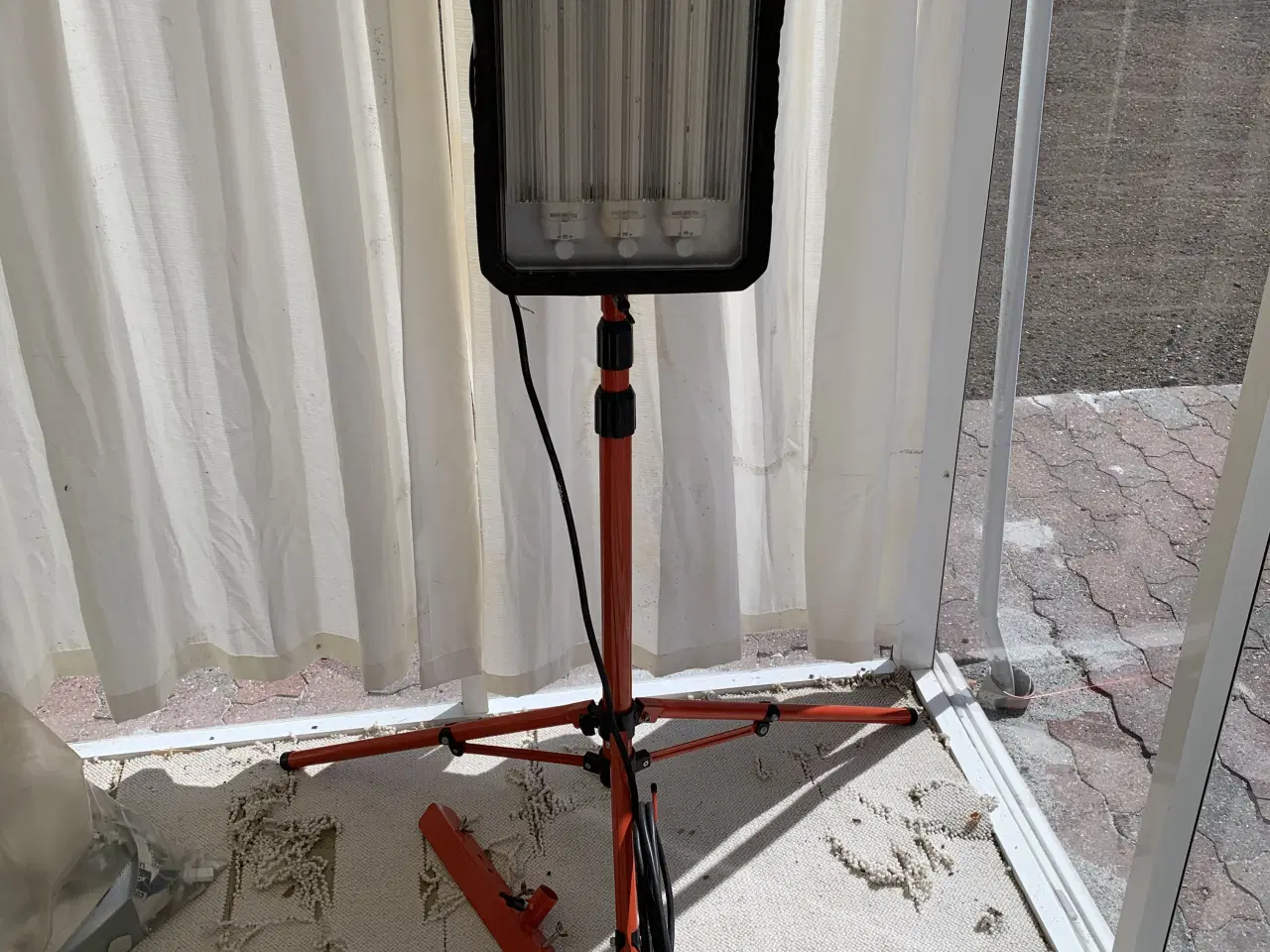 Billede 1 - Arbejds/bygge-lampe