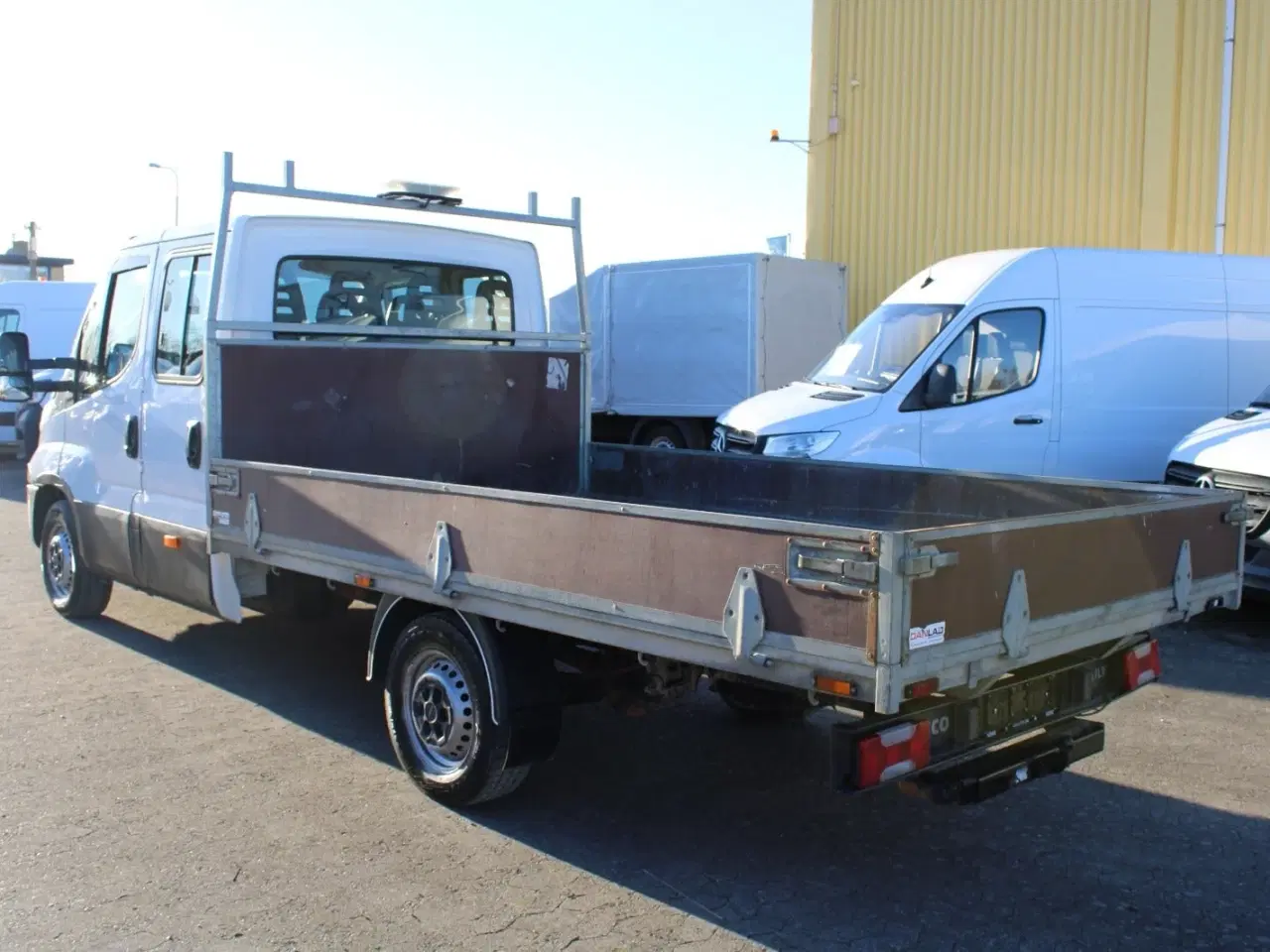 Billede 8 - Iveco Daily 2,3 35S14 Mandskabsvogn m/lad