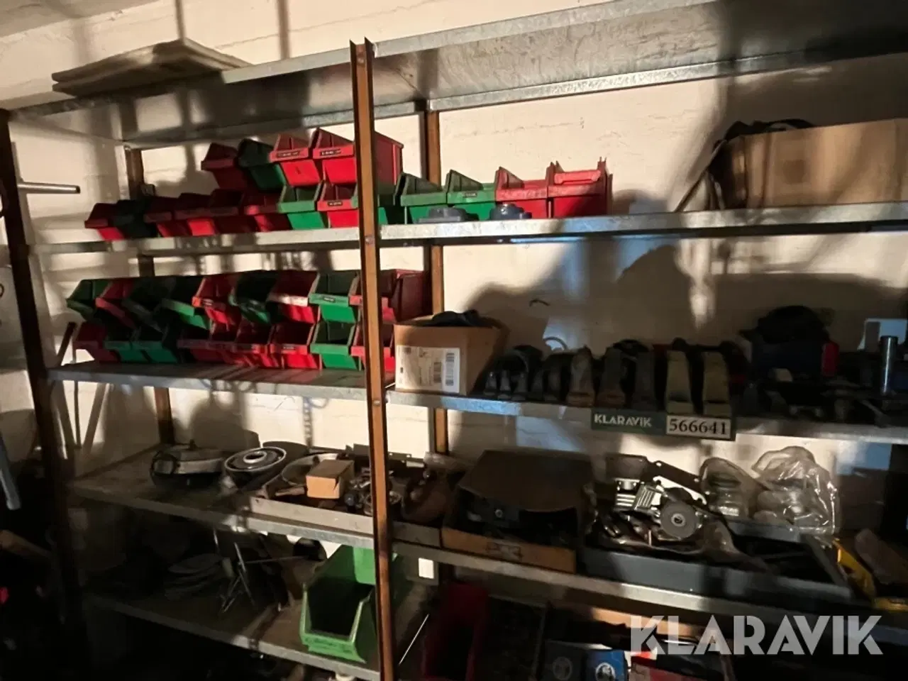 Billede 2 - Blandet lot Lejer, flanger, remme, generator og diverse andet