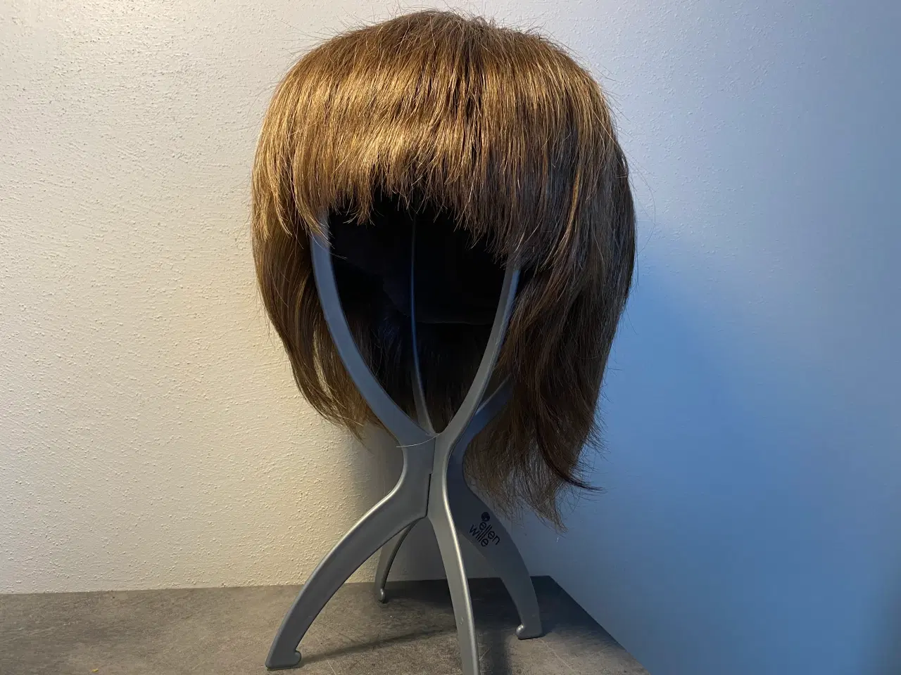 Billede 1 - Paryk med tilbehør