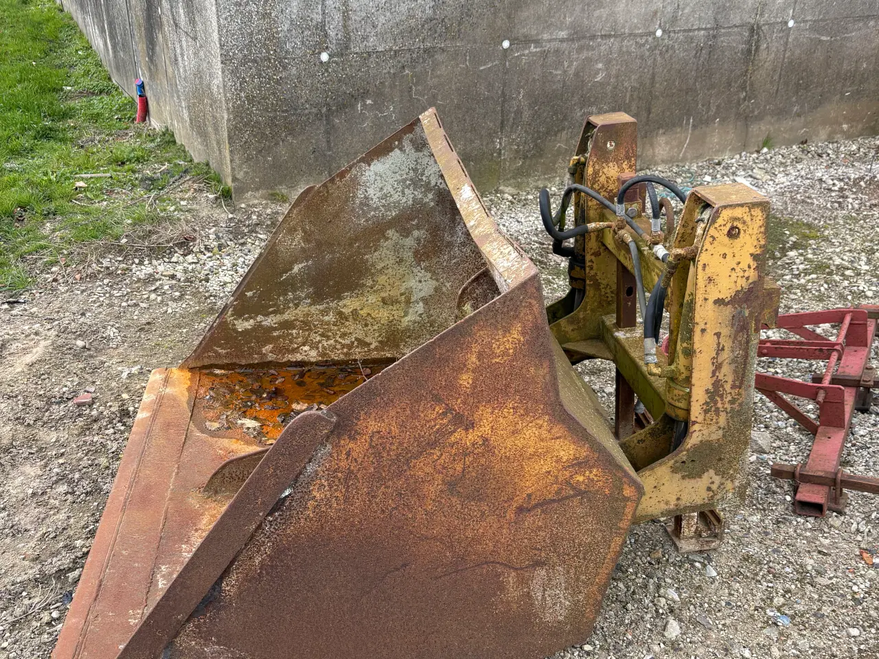 Billede 3 - Høj tip skovle til gaffeltruck 