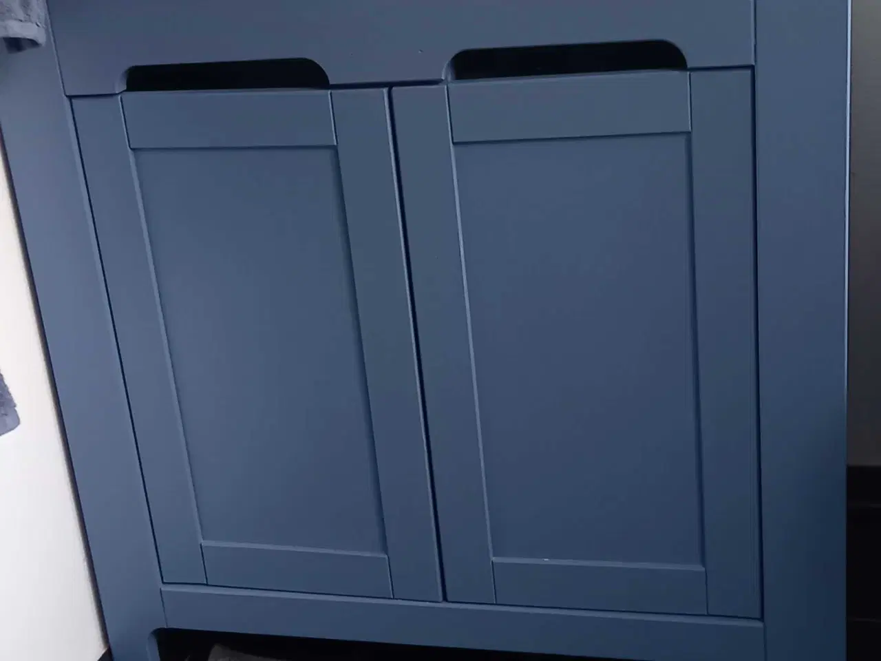 Billede 4 - Håndvask med skab til badeværelse