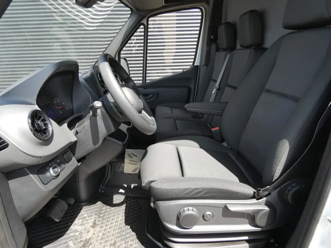 Billede 9 - Mercedes-Benz Sprinter 317 2,0 CDI A3 H2 RWD 9G-Tronic 170HK Van Aut.