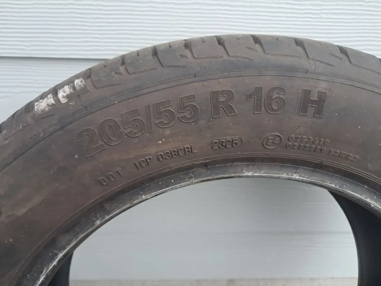 Billede 3 - Sommerdæk uden fælge, 16"