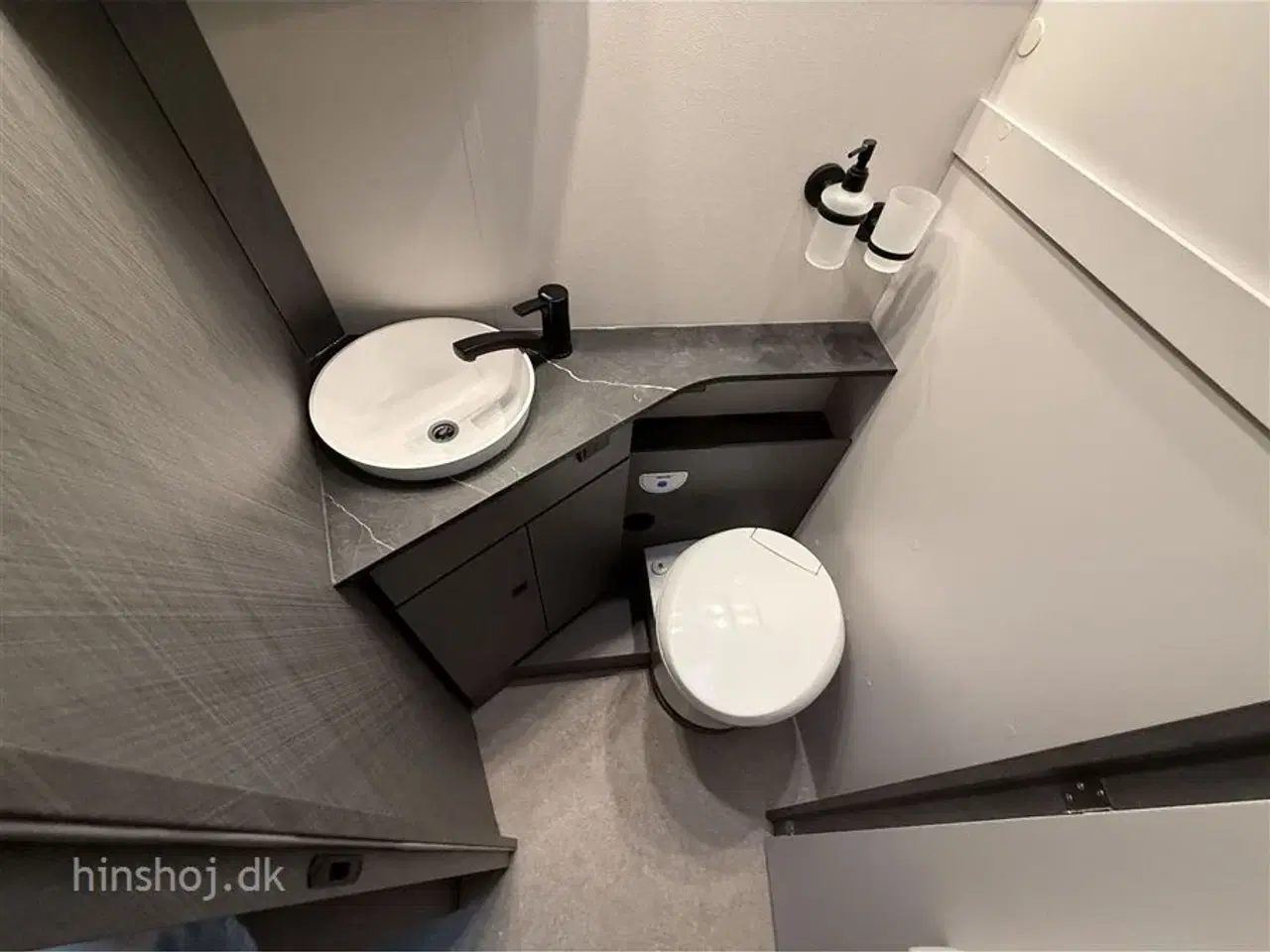 Billede 17 - 2026 - Etrusco T 7.4 SBC Scandic Edition Aut.   Etrusco T 7.4 SBC Scandic Edition 2026  by Hymer fra Hinshøj Caravan