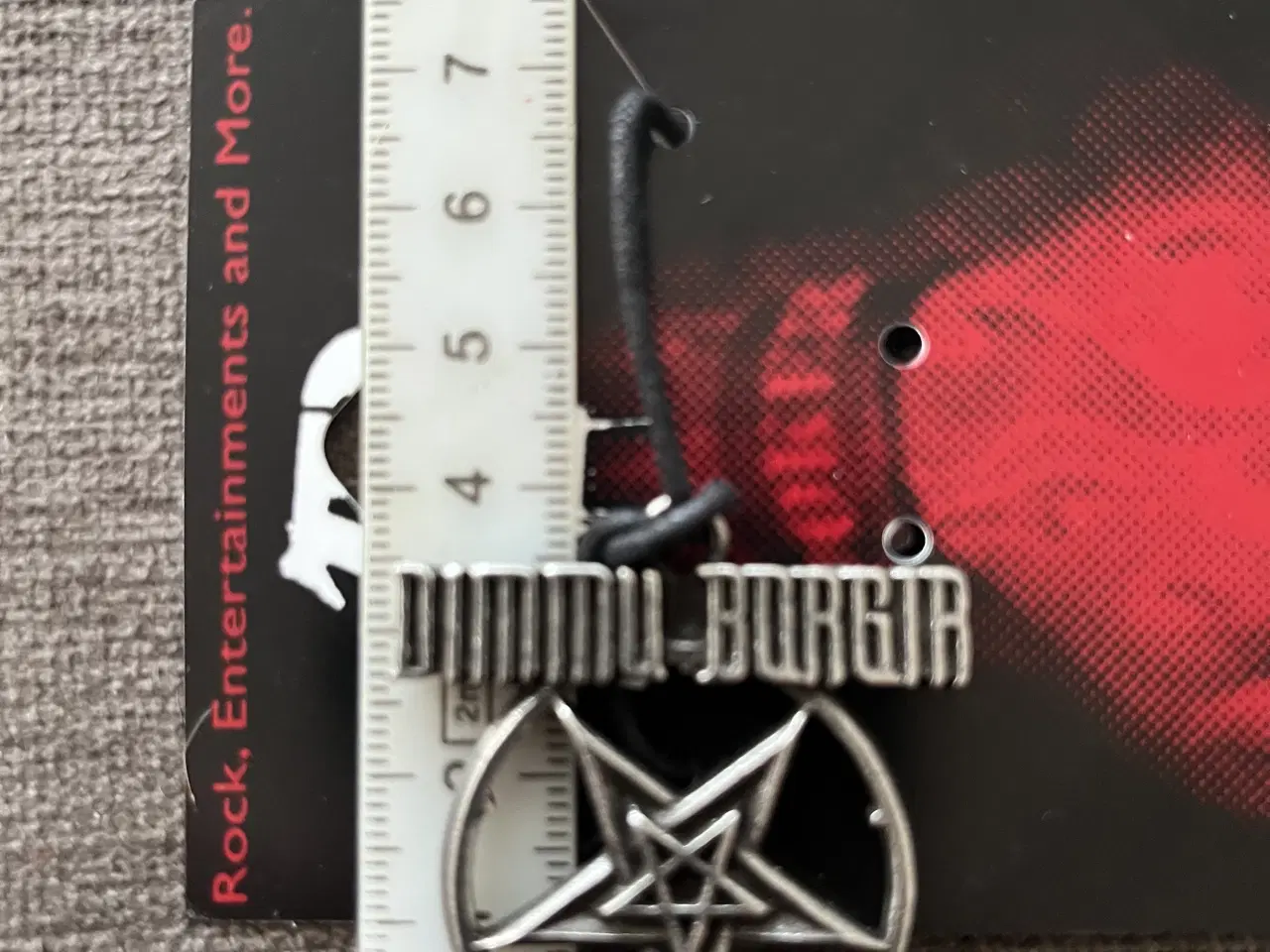 Billede 4 - Dimmu Burgir vedhæng og snor