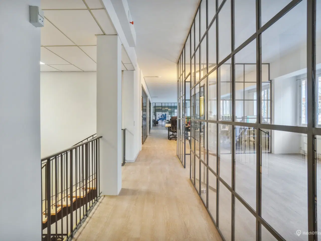 Billede 3 - Fullservice erhverslokaler hos hurtig voksende startup - 1 kontorlokaler med gode fællesarealer til leje.