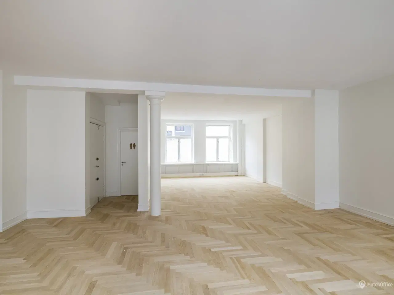 Billede 10 - Indbydende kontorer i stilsikre rammer