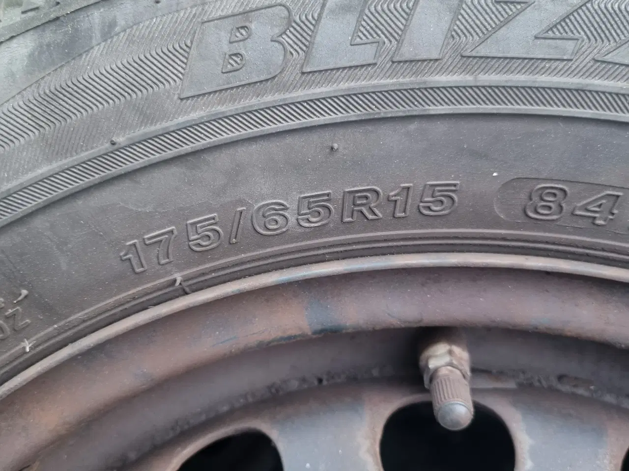 Billede 1 - Vinterdæk str. 175/65R15 sælges 