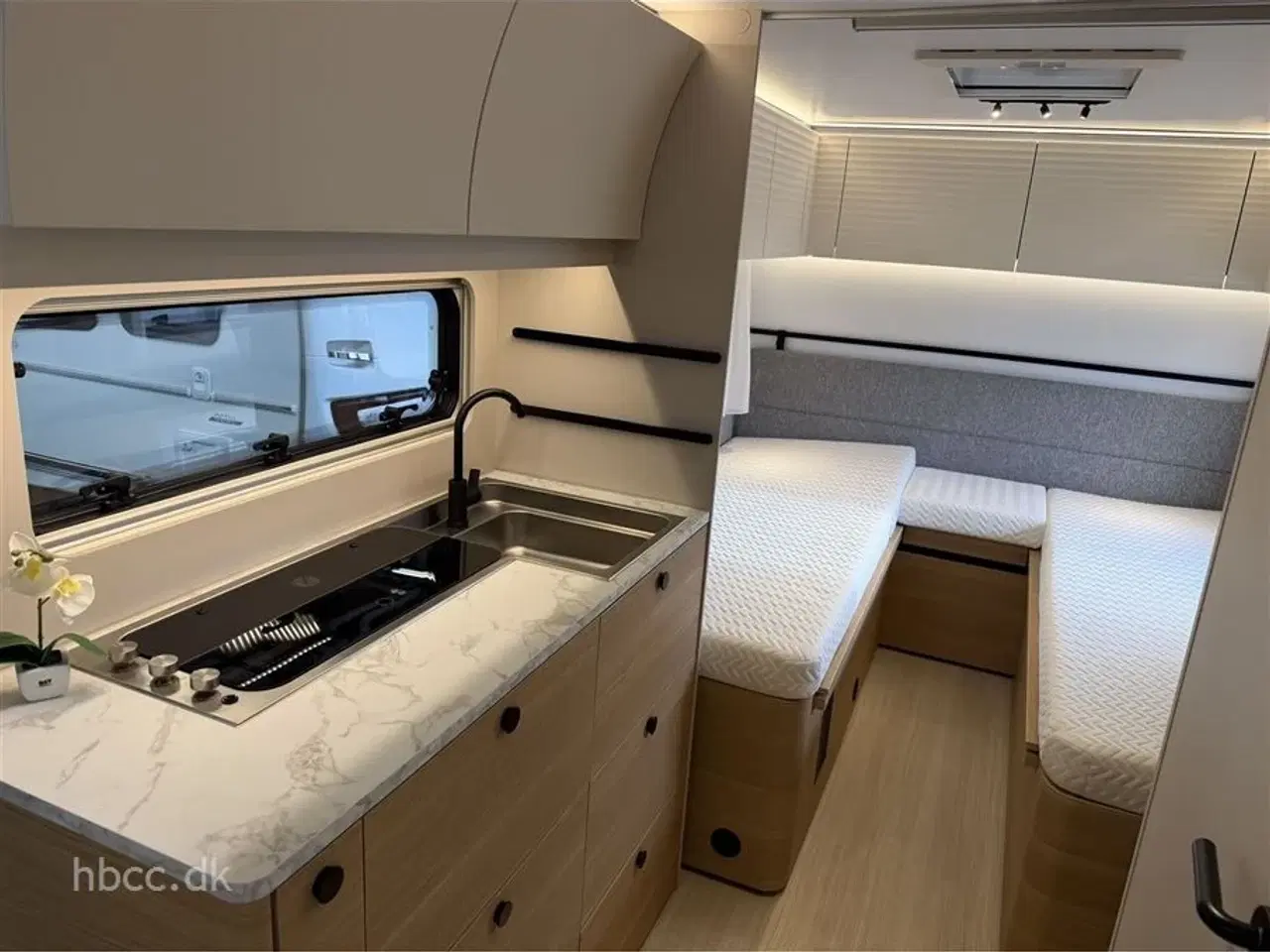 Billede 4 - 2026 - Adria Adora 532 UL   Adria Adora 532 UL – Ny generation Adora med enkeltsenge og premium komfort