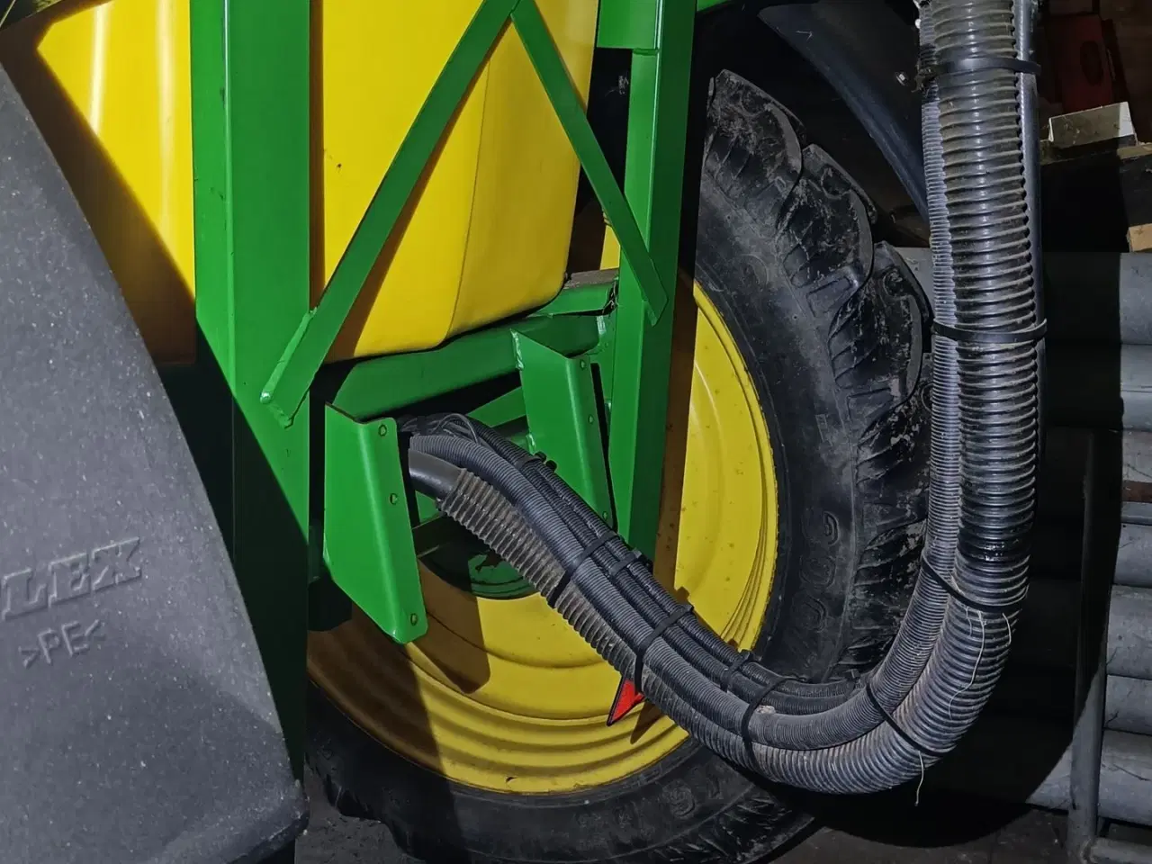 Billede 9 - John Deere 740  sprøjte 6 led, 24 meter 4000 liter