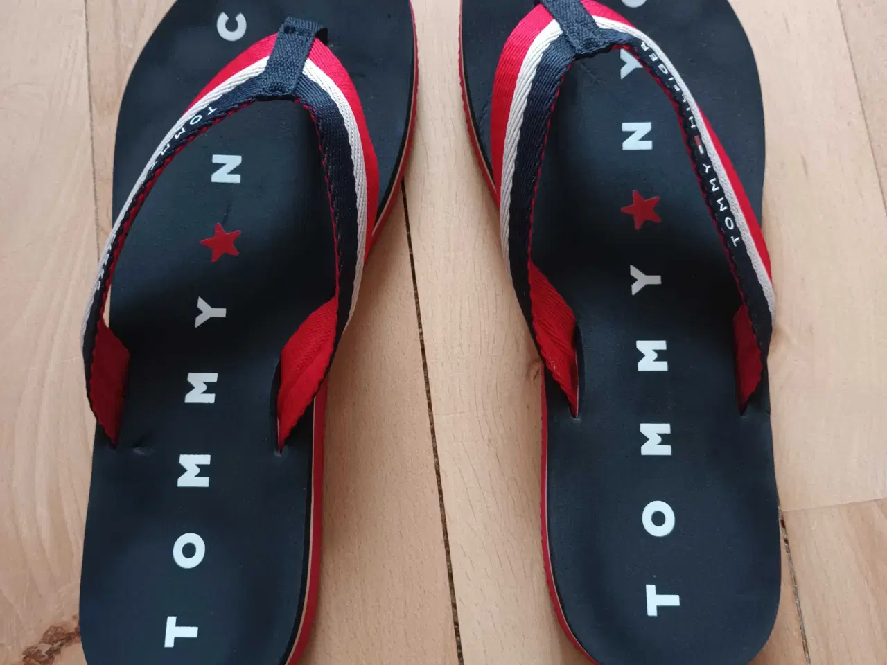 Billede 1 - Klipklapper fra Tommy Hilfiger