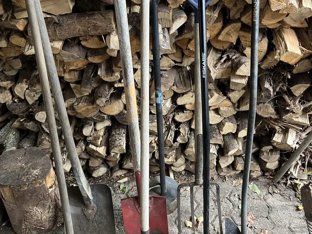 Billede 2 - Diverse haveredskaber.