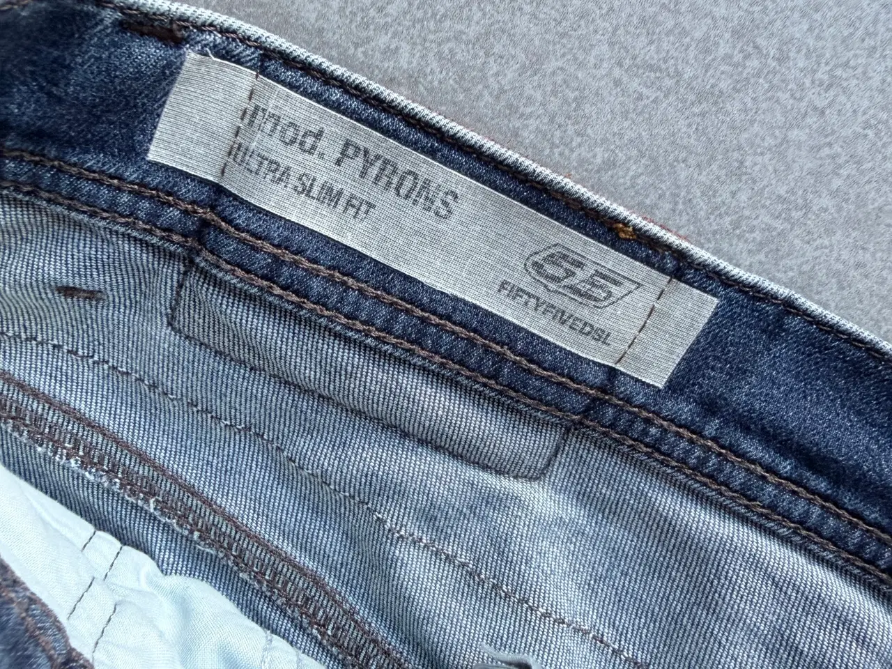 Billede 2 - Fifty Five Diesel, Jeans Slimfit, passer en str S/