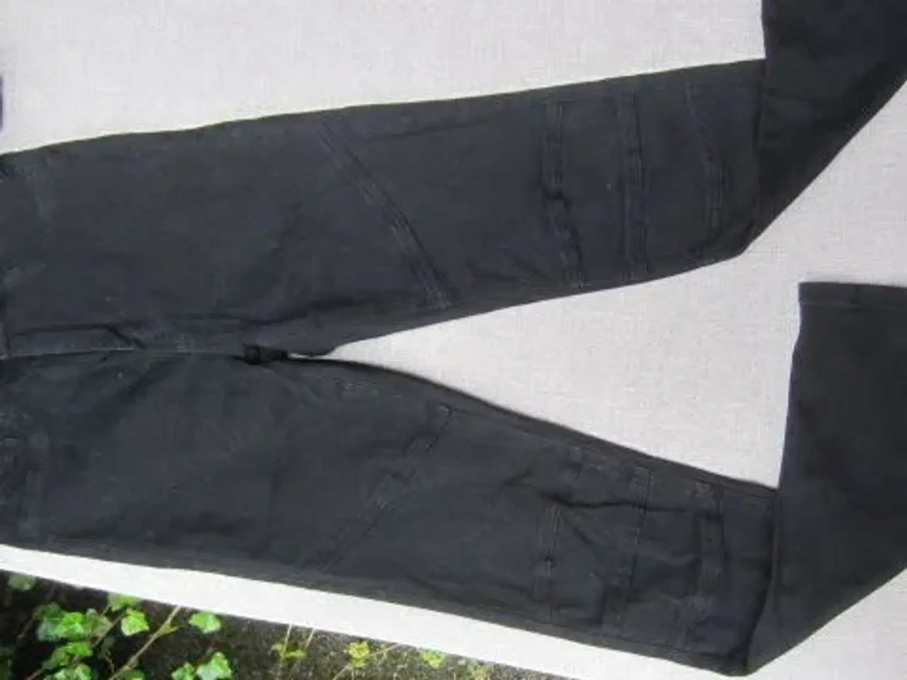 Billede 1 - Str. xs/s, sorte elastiske bukser