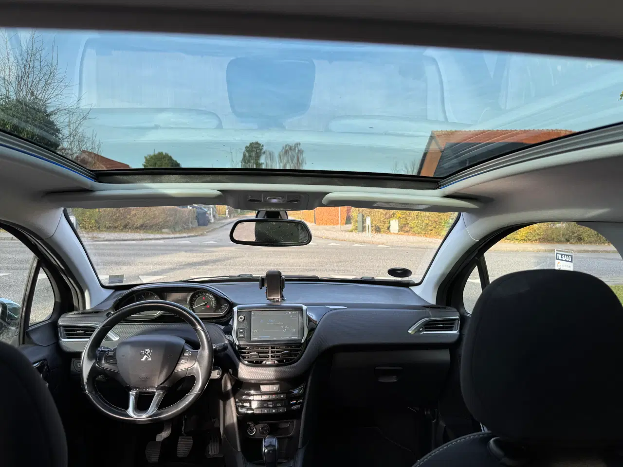 Billede 4 - Peugeot 208 Diesel med masser af udstyr