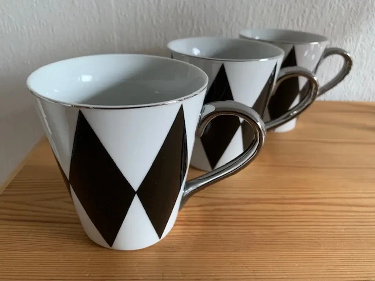 Billede 1 - Krus ubrugte og i fin stand - samlet pris 20 kr.