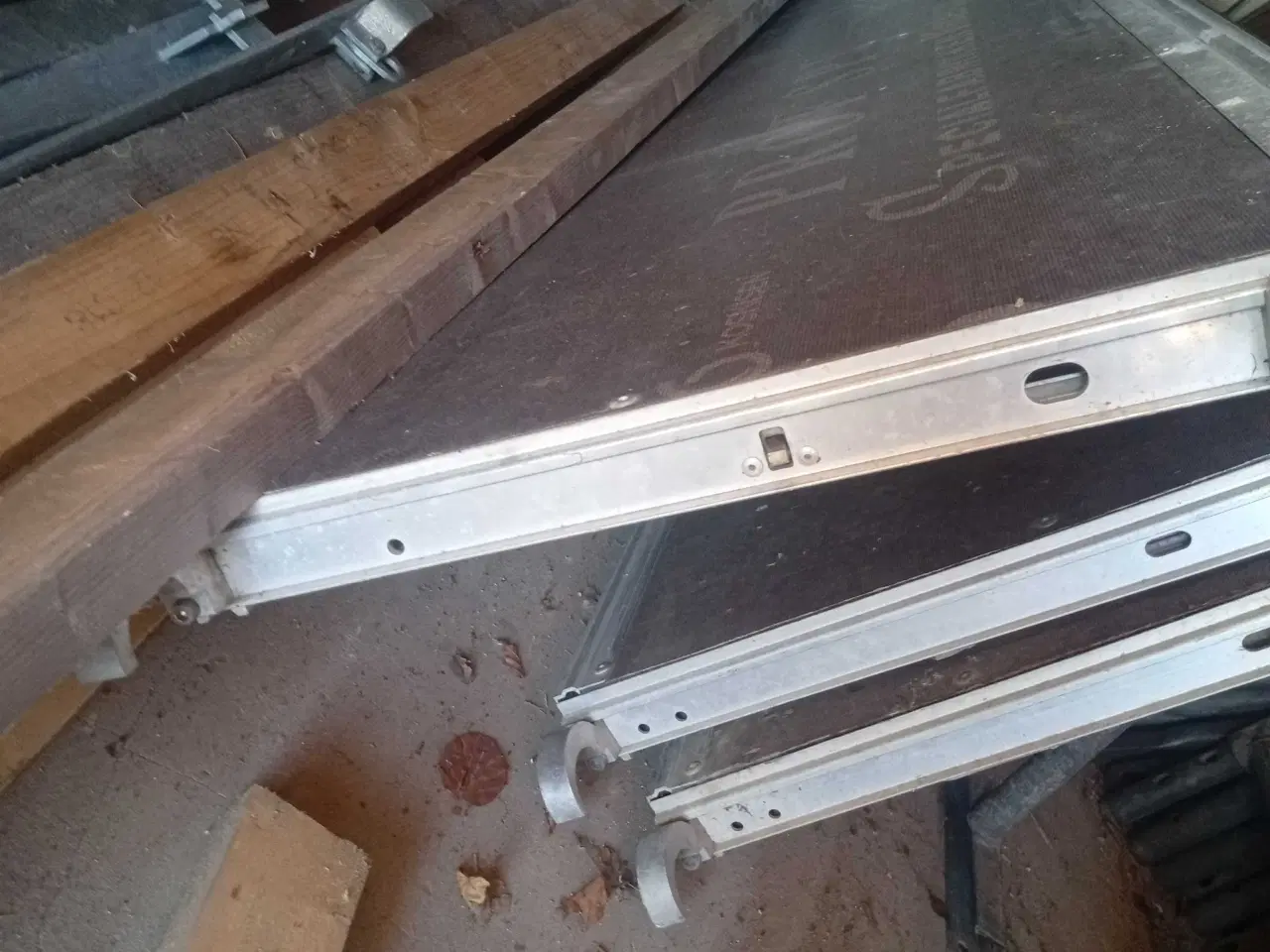 Billede 2 - 3 krog dæk fra specialfabrikken næsten some nye