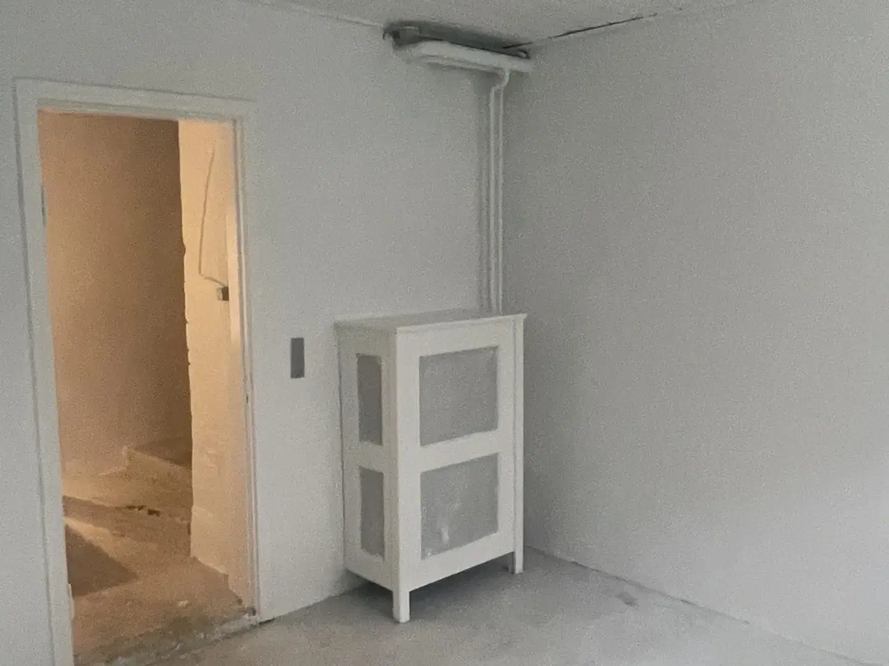 Billede 8 - Kælderlejemål egnet til kontor eller lager inkl. 1 privat parkeringsplads.