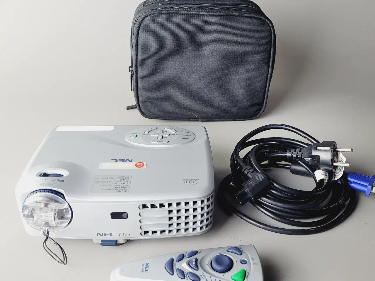 Billede 2 - ⭐️· 📽️ NEC LT20 DLP Projektor - Komplet med Tilbe