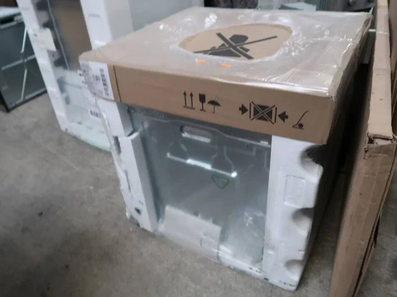 Billede 1 - Ovn GORENJE BPS6737E14BG