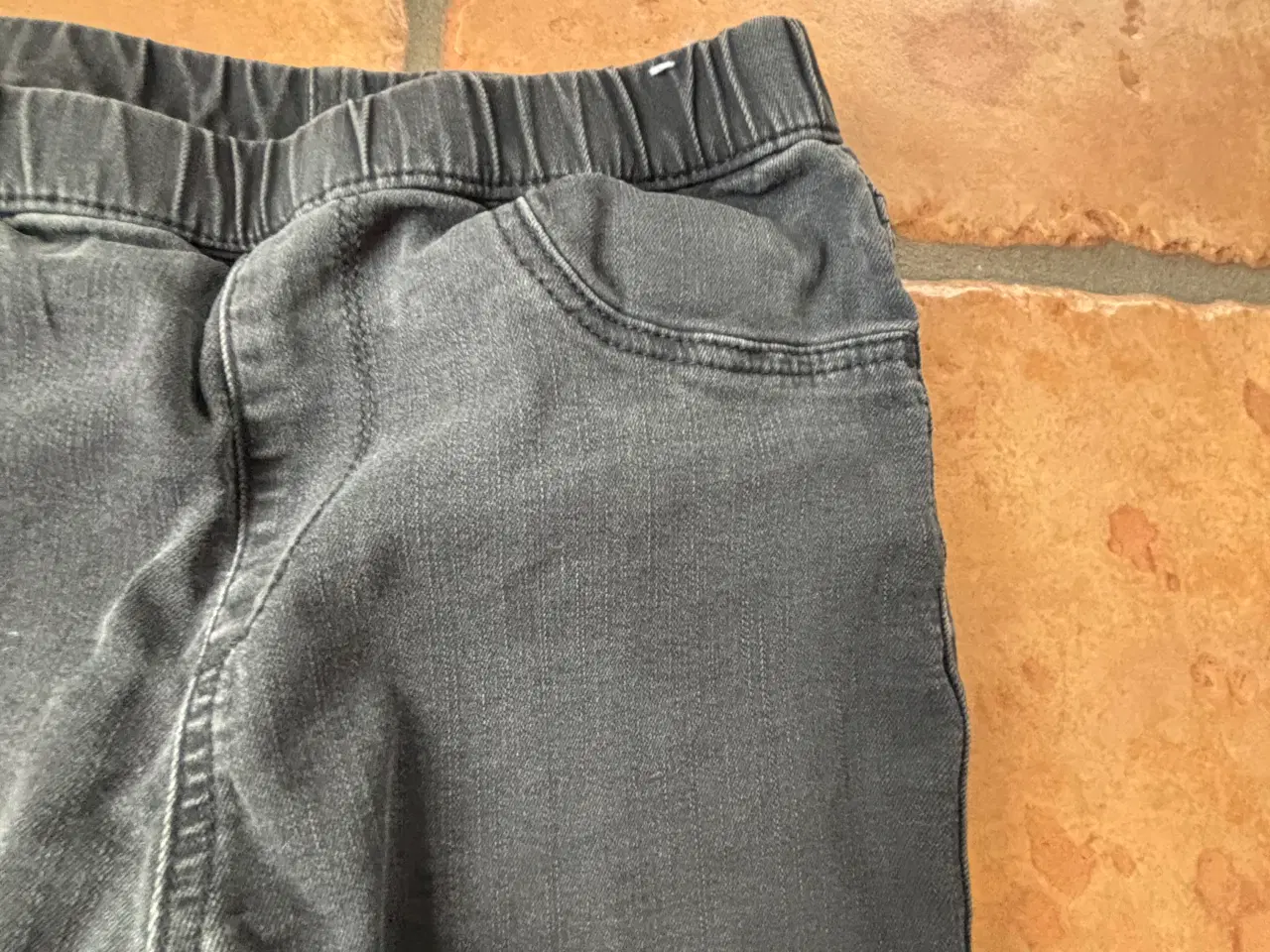 Billede 4 - H&M bukser : leggings pige str 140 sort bomuld