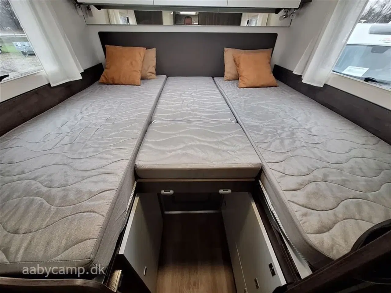 Billede 23 - 2024 - Benimar Tessoro T468 Special Edition Automat gear. NK pakke. varme i spildevandstank. bakkamera. markise. lithium batteri. cykelstativ.