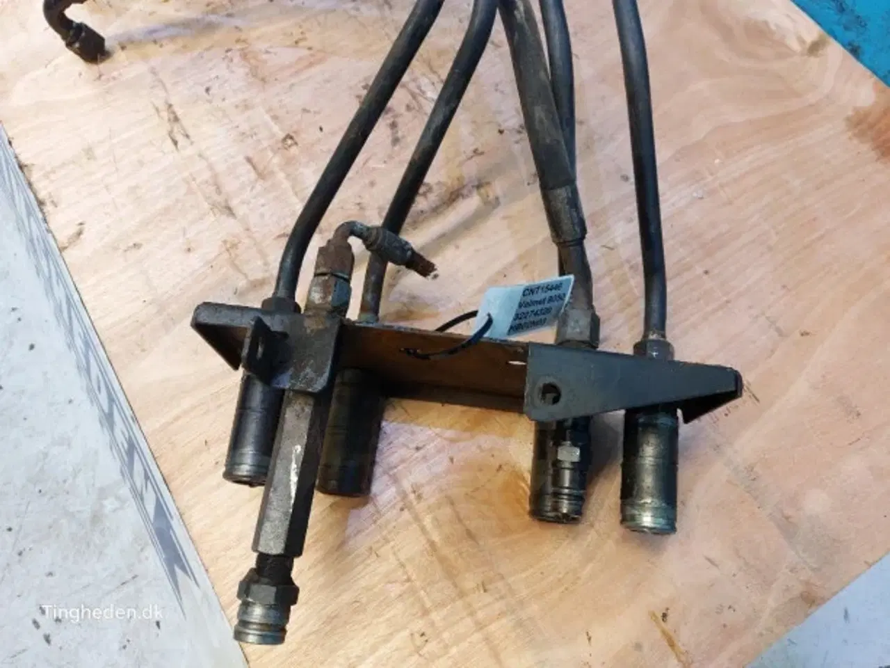 Billede 20 - Valmet 8050 Hydraulikrør 32274320