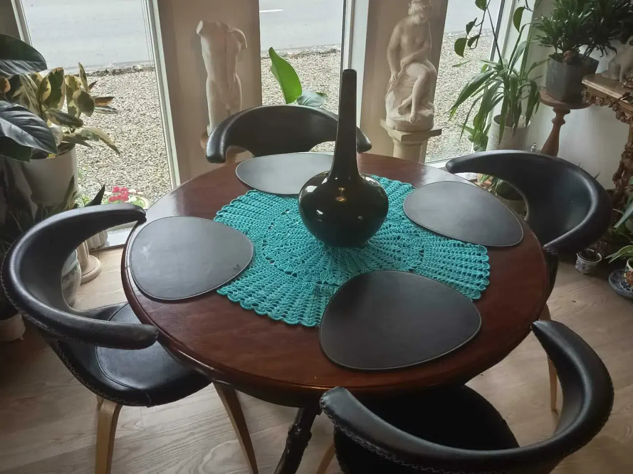 Billede 2 - Dan-Form Spisebordsstole