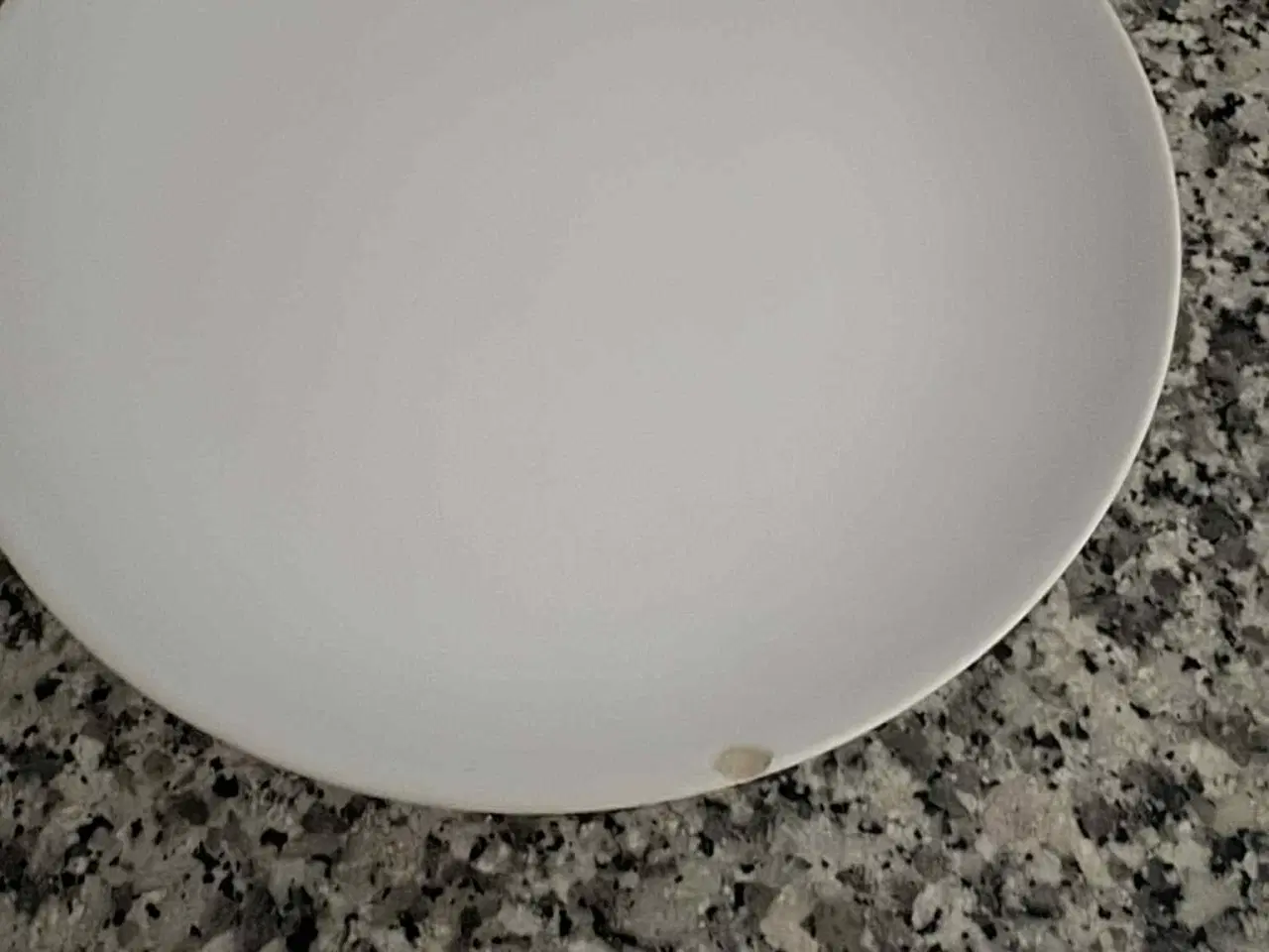 Billede 3 - Ikea service 24 dele + 4 skåle