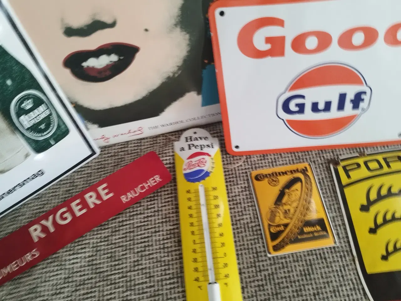 Billede 1 - Emalje skilte mm sælges samlet 