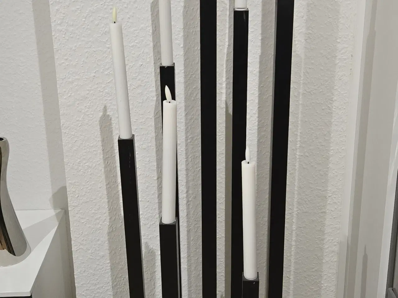 Billede 2 - Flot gulvstage på 130 cm