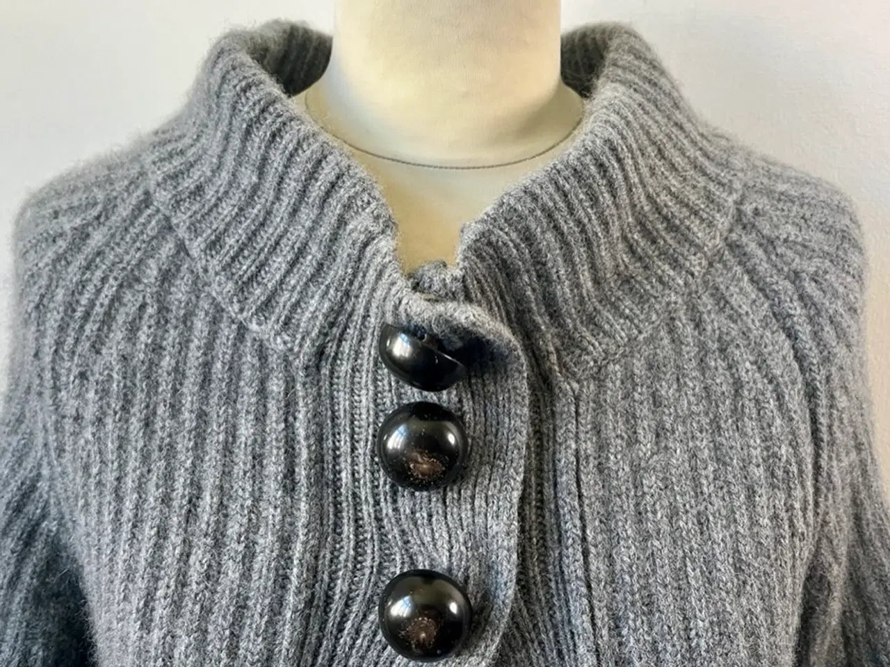 Billede 2 - Heartmade/Julie Fagerholt, cashmere cardigan, 42