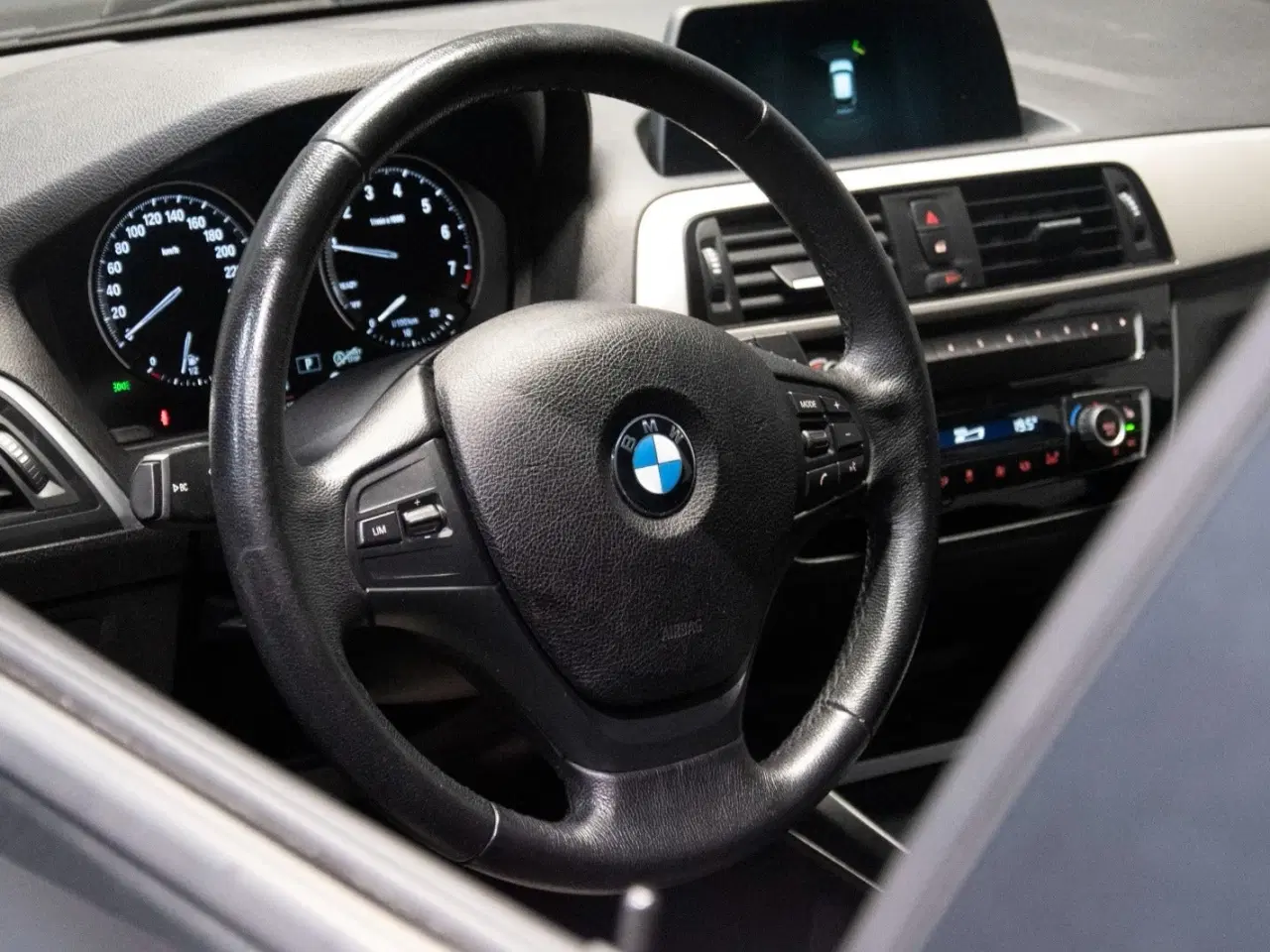 Billede 8 - BMW 118i 1,5 Connected aut.
